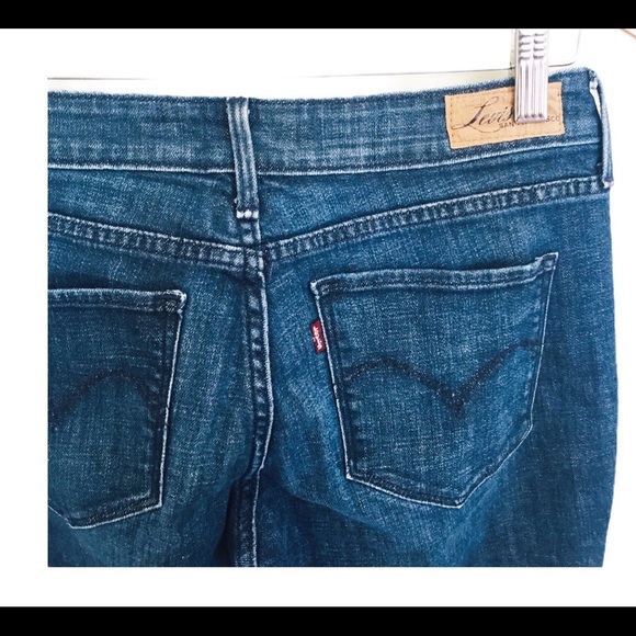 LEVI’S Bold Curve Modern Rise Straight Fit Jeans With Pockets Denim Blue Sz 8/29 - Picture 10 of 12